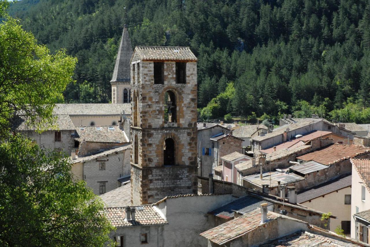 Maison St Victor กาสเตลลาน ภายนอก รูปภาพ